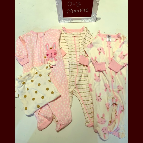 Gerber Other - Set of 3 Easter 🐰 jammies by Gerber!